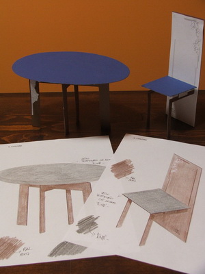 SEDIA E TAVOLO ENNIO COLORE E MODELLINO